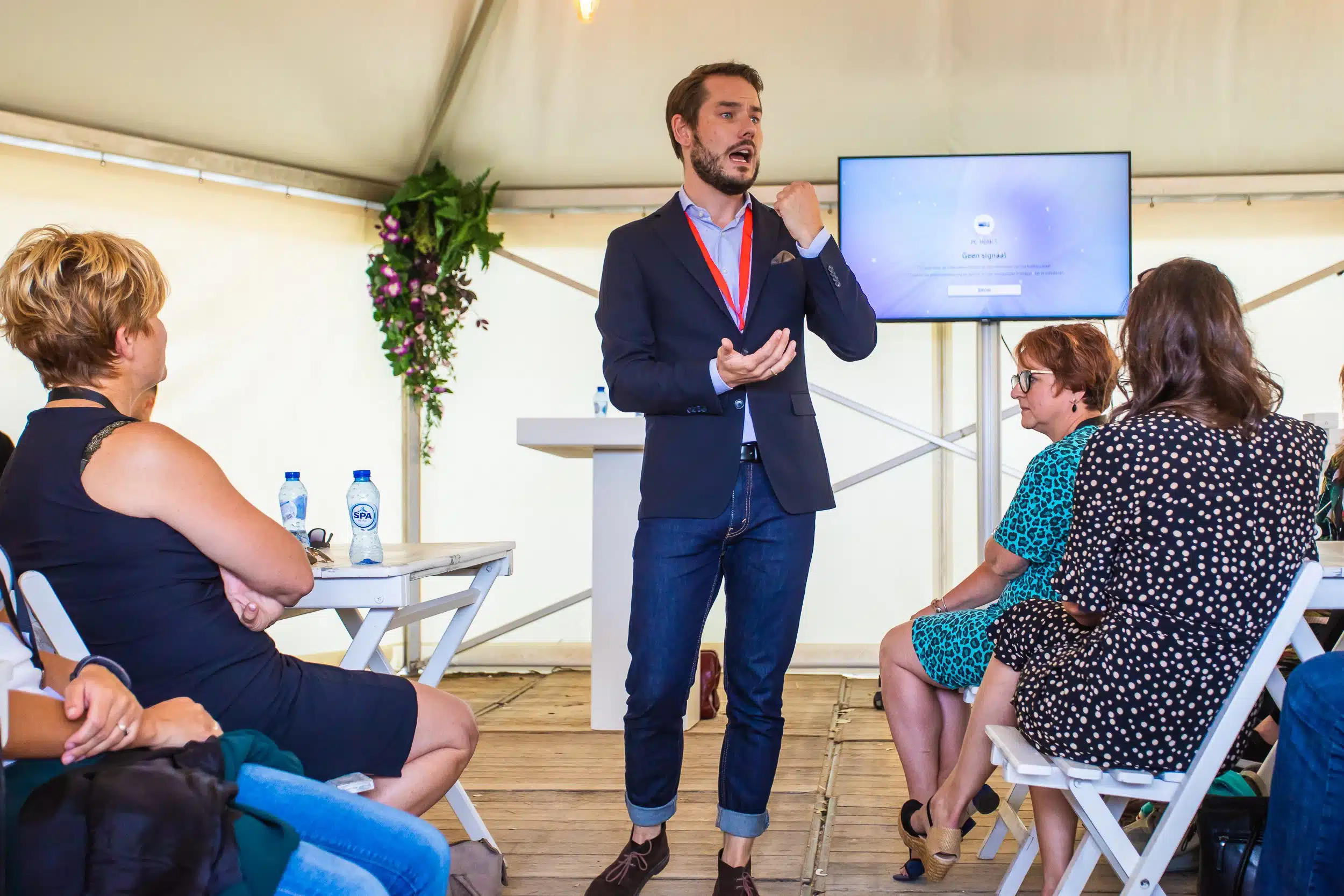 Vergaderen Amsterdam Presentatie Ronde Tent