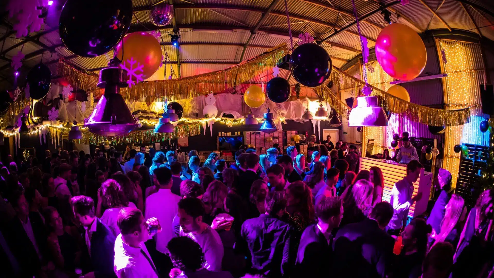 Personeelsfeest Organiseren Amsterdam Winter FeestPersoneelsfeest Organiseren Amsterdam Winter Feest