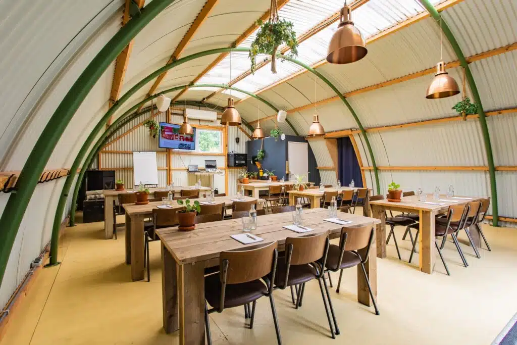 Loods 5 vergaderen, feestje of trainingsruimte in Amsterdam