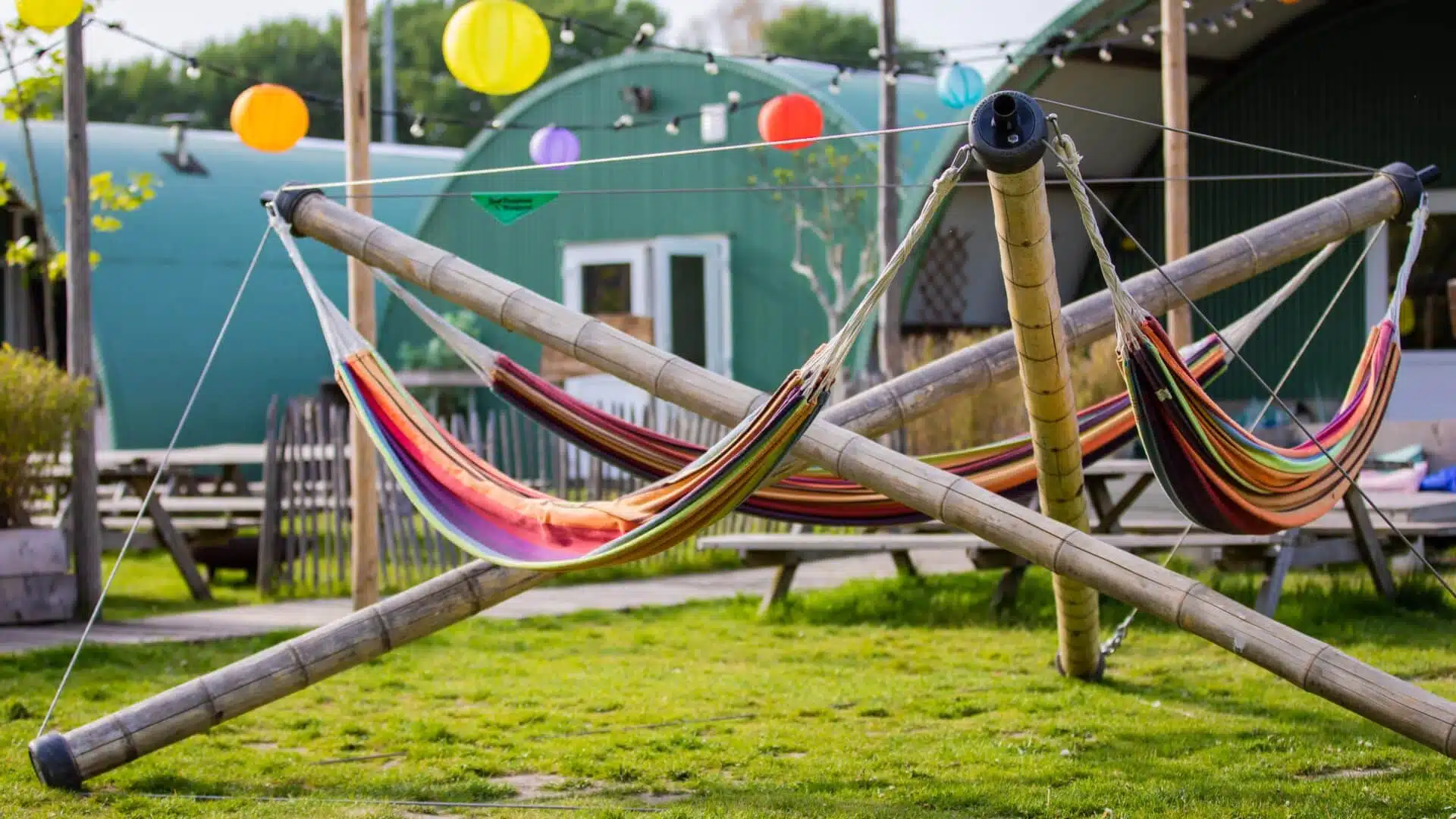 Bedrijfsfestival locatie huren Amsterdam, hangmatten